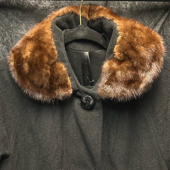 Vintage Black Wool Coat w/Fur Collar - Picture 2 of 15